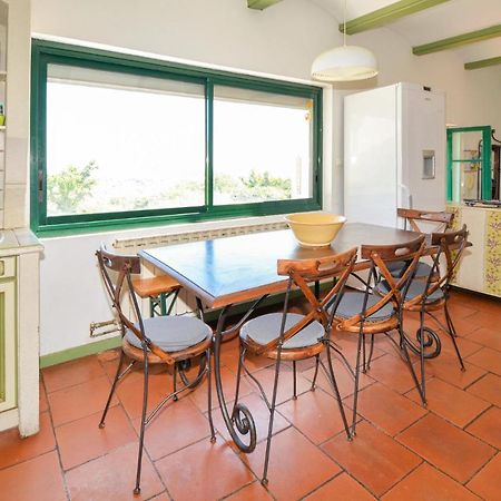 Cozy Home In Sete With Outdoor Swimming Pool Kültér fotó