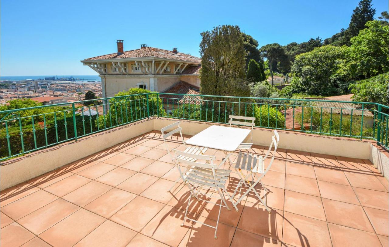 Cozy Home In Sete With Outdoor Swimming Pool Kültér fotó